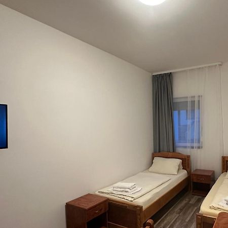 Schoene Hostel Mit Eigene Parking Netflix Youtube Norimberga Esterno foto